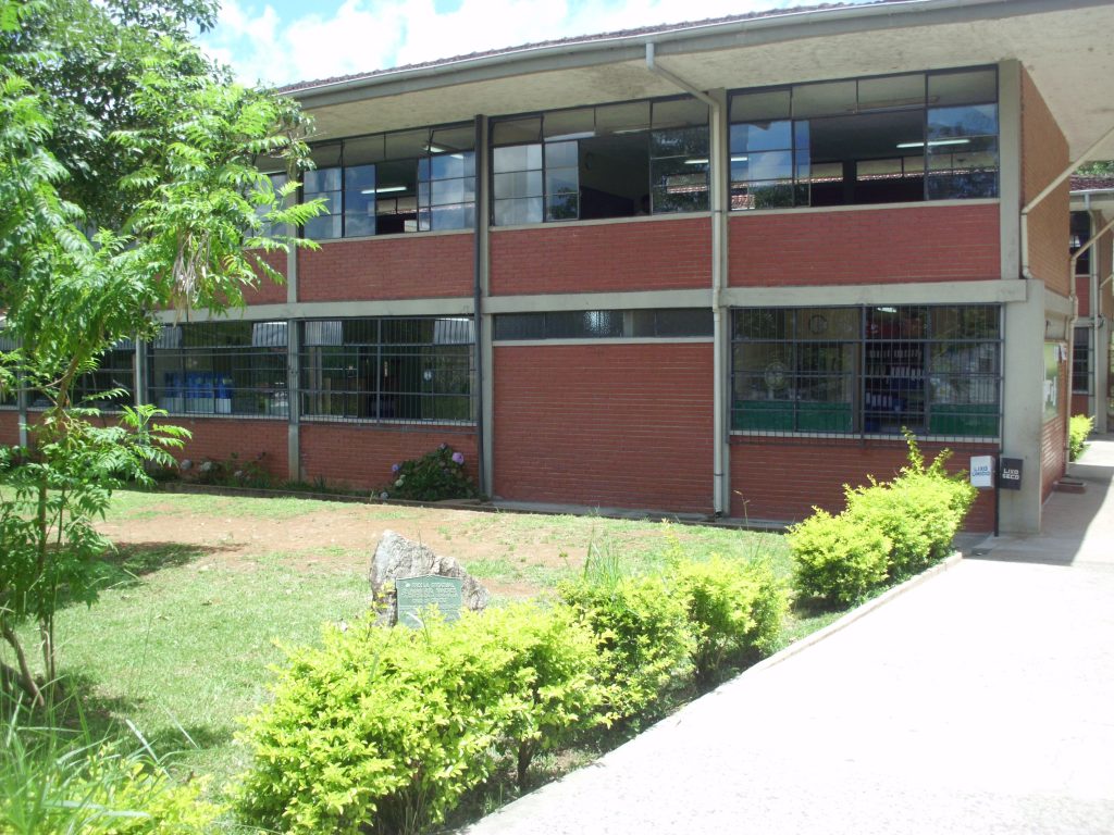 H SANCHES SL fecha escolas por suspeita de casos de Covid-19
