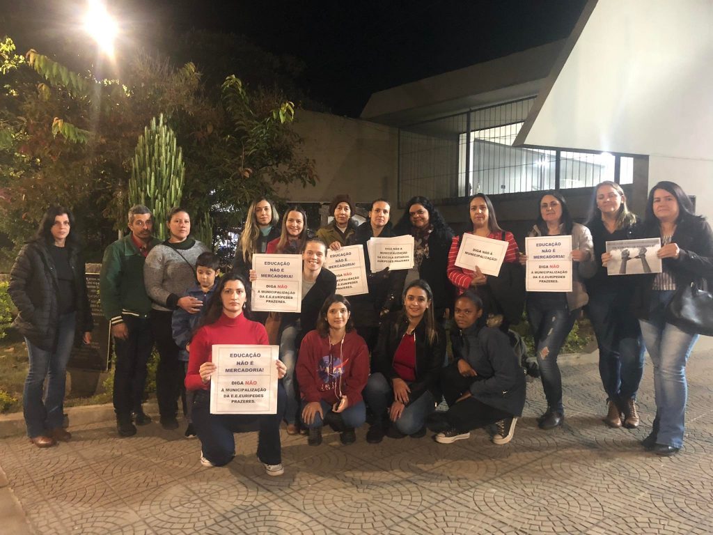 283524661 361928885840856 5500142077806604901 n Câmara decide futuro da Escola Eurípedes Prazeres e Professoras são contra à municipalização!