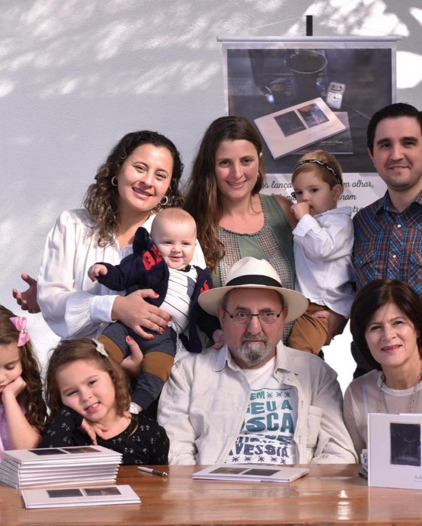 toninho familia “Quem escolheu a busca não pode recusar a travessia " esses versos embalaram Antônio Nacle Gannam no lançamento de seu livro