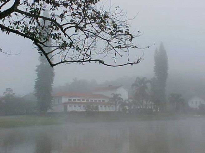 frio Chuva traz ventania e temperaturas despencam