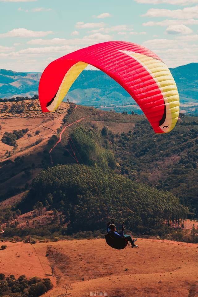 parapente Campeonato Mineiro de Parapente será decidido em São Lourenço