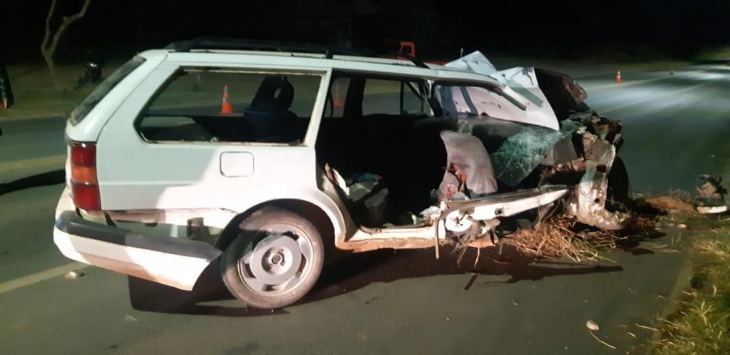 quantum Acidente deixa 2 mortos ontem a noite