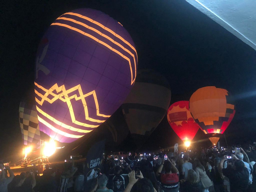 balao 1 Festival de balonismo: Night Glow em São Lourenço