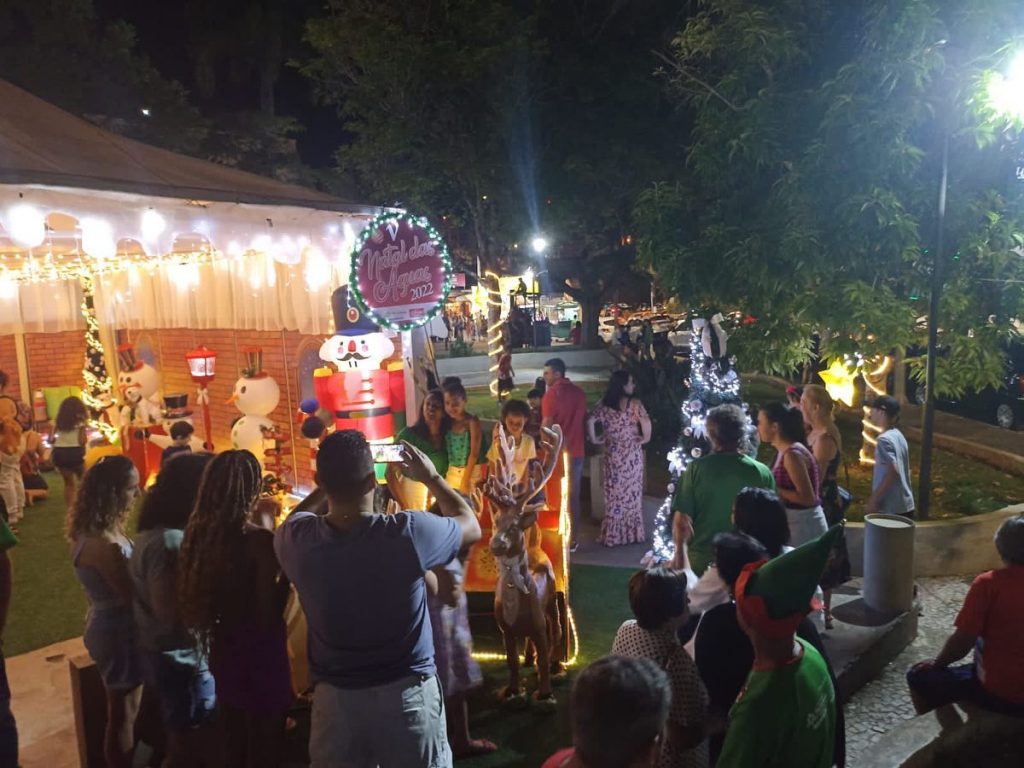 São Lourenço já está toda iluminada para o 5º Natal das Águas 2022 1 nat 2 São Lourenço já está toda iluminada para o 5º Natal das Águas 2022