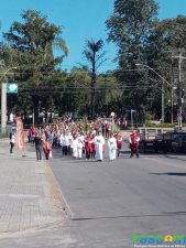 ss 2 Fiéis celebram a Semana Santa em São Lourenço