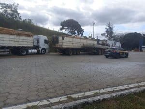 prf 3 PRF realiza operação para fiscalizar excesso de peso nas rodovias do Sul de Minas