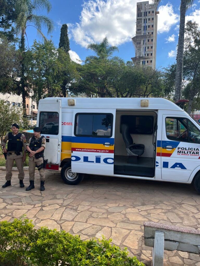 2fbba783 393c 457c a114 0064697cfc4d Polícia Militar aumenta segurança na Praça Dr. Humberto Sanches com nova Base Comunitária móvel