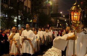 Imagem do WhatsApp de 2025 04 18 as 08.56.20 50e01742 Sexta-Feira da Paixão: Confira os registros fotográficos da Via-Sacra
