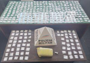 WhatsApp Image 2025 10 16 at 09.28.48 Homem é preso com grande quantidade de drogas enterradas no quintal em baependi