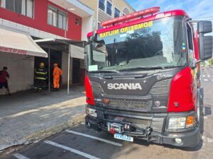WhatsApp Image 2026 03 04 at 10.45.30 Incêndio em restaurante mobiliza Corpo de Bombeiros em São Lourenço