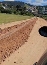 WhatsApp Image 2026 04 07 at 10.21.09 Prefeitura de São Lourenço inicia obras de calçamento em rua na Ilha Antônio Dutra para melhorar acesso e conforto dos frequentadores