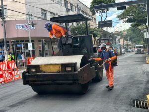 WhatsApp Image 2026 04 10 at 09.17.52 1 Prefeitura inicia asfaltamento da Avenida Dom Pedro II e atende demanda histórica em São Lourenço