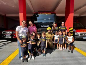 WhatsApp Image 2026 04 23 at 15.59.46 Bombeiros promovem atividade educativa com crianças em São Lourenço