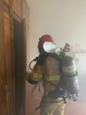 WhatsApp Image 2026 05 03 at 09.04.43 Princípio de incêndio em casa mobiliza bombeiros em São Lourenço
